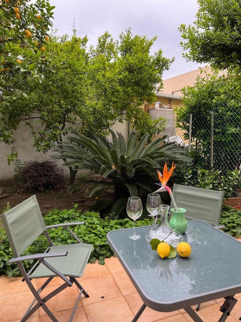 Appartement Tangerine Tree House à Cagliari Extérieur photo